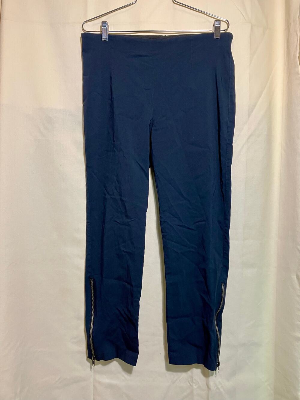 Equestrian Navy Capri Pants Woman’s Size XL.